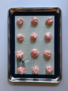 Strawberry and Cream Cookies
